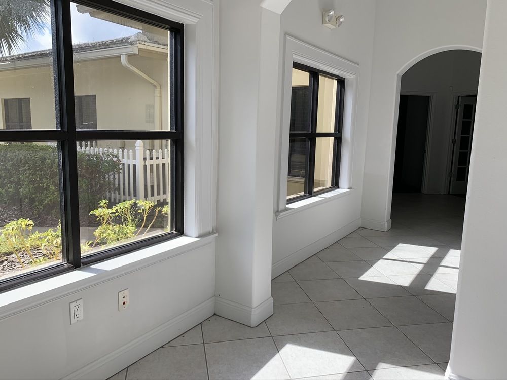 THE OFFICE CONDOMINIUMS AT LAKEWOOD RANCH: 7365 Merchant Ct, Sarasota, FL, 34240